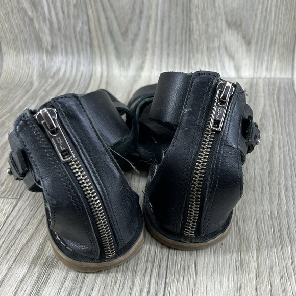 ๐2/$25 ๐ Madewell Black Leather Rowan Gladiator Sandals - Picture 6 of 7